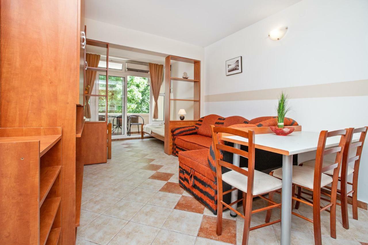 Apartments Villa Popovic Котор Екстер'єр фото