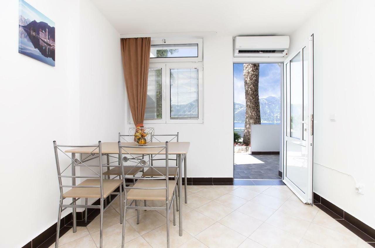 Apartments Villa Popovic Котор Екстер'єр фото