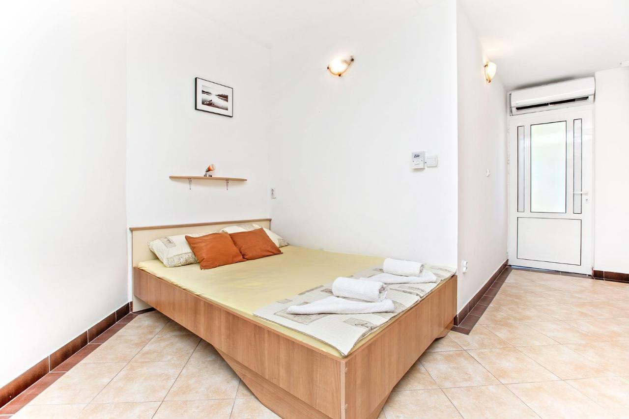 Apartments Villa Popovic Котор Екстер'єр фото